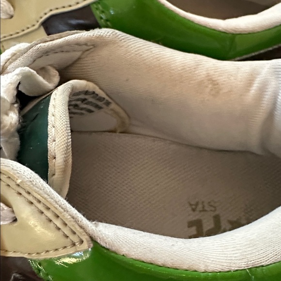Vintage BAPE Green Sneakers - Picture 8 of 11